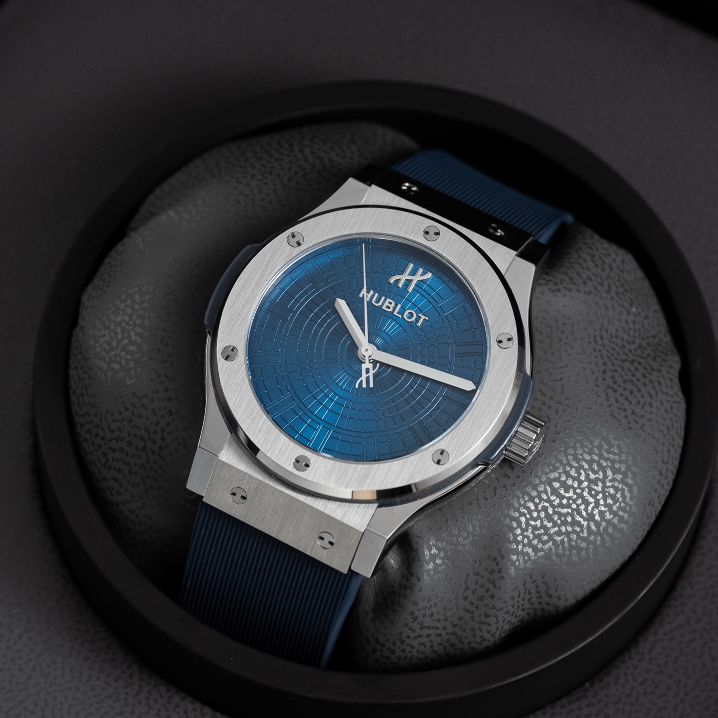 Часы Hublot