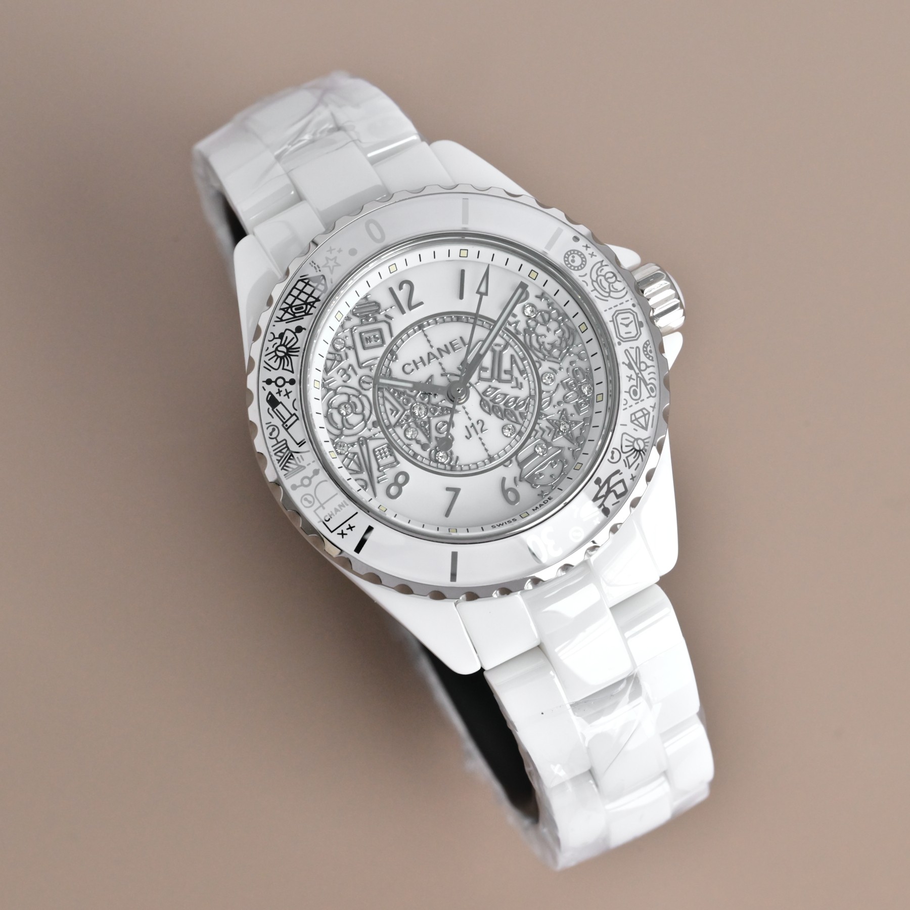 Часы Chanel