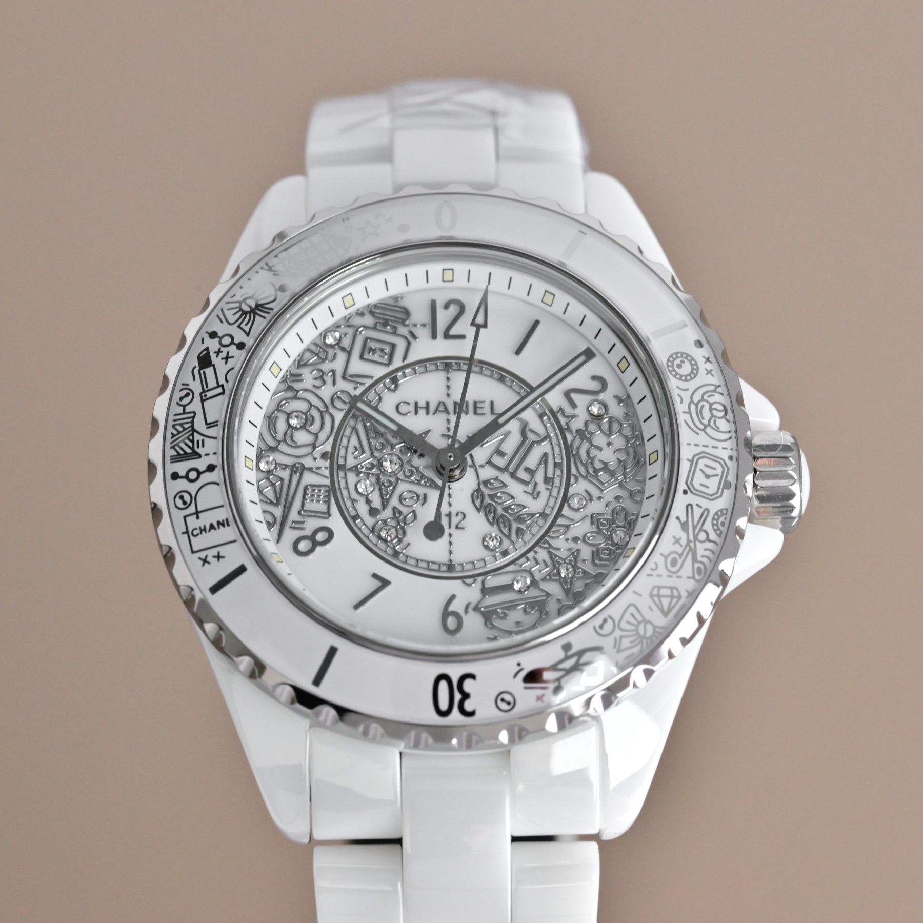 Часы Chanel
