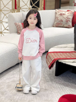51081 Combinaison de sport rose et blanche CD's, surpiqûres roses et blanches, tellement à la mode ! Le tissu est en pur coton, il est très doux et agréable pour la peau, et la forme et la texture sont très bonnes ~ 1 51081 Combinaison de sport rose et blanche CD’s, surpiqûres roses et blanches, tellement à la mode ! Le tissu est en pur coton, il est très doux et agréable pour la peau, et la forme et la texture sont très bonnes ~