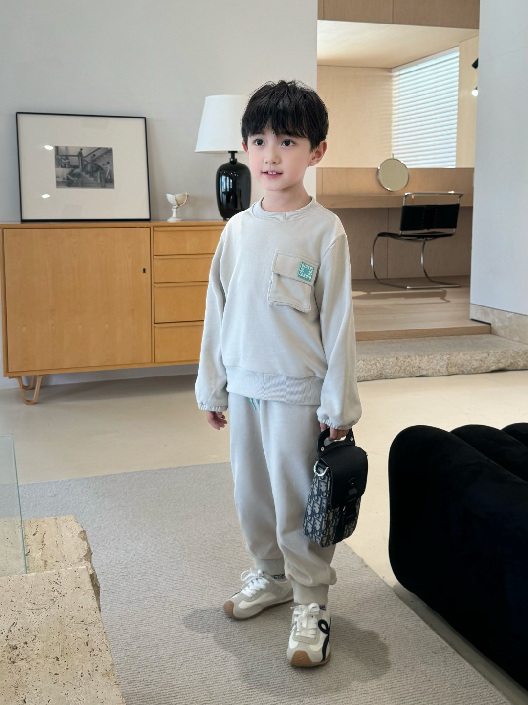 Comfortable Cotton Blend Kids' Tracksuit Set with Pocket and Blue Accents