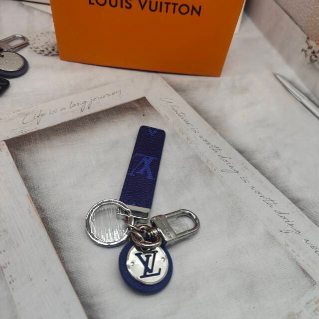 Different designs for engraved metal keychain