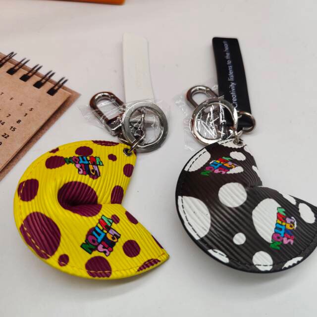 Cute Biscuit Keychain - Packaging Packaging for the cute biscuit keychain