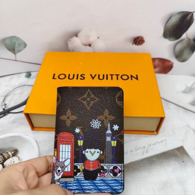 Driving license holder color options