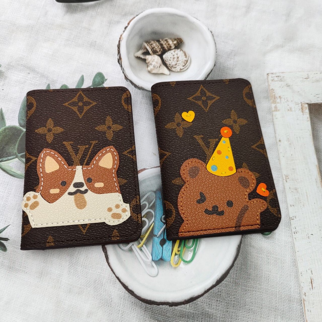 Driving license holder gift packaging