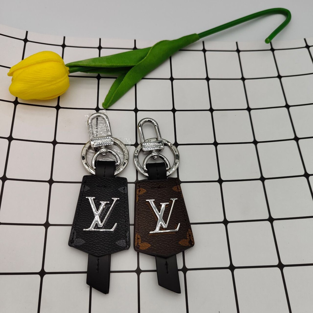 Leather Shield Keychain - Detail of Clasp