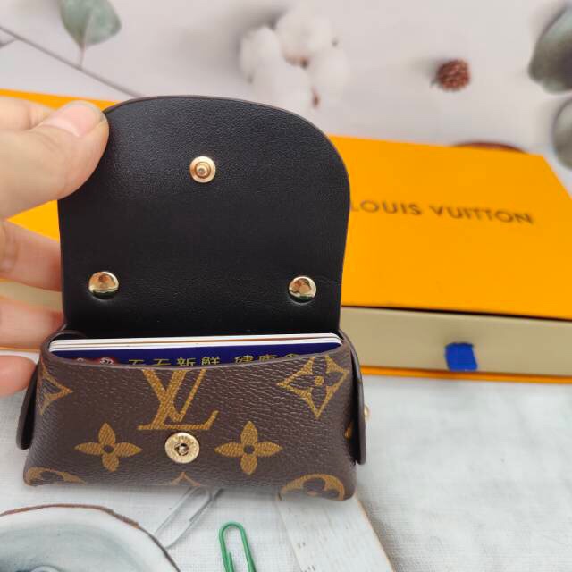 Small Leather Coin Purse - In Hand