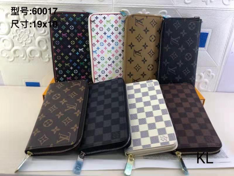 Leather long wallet interior compartments