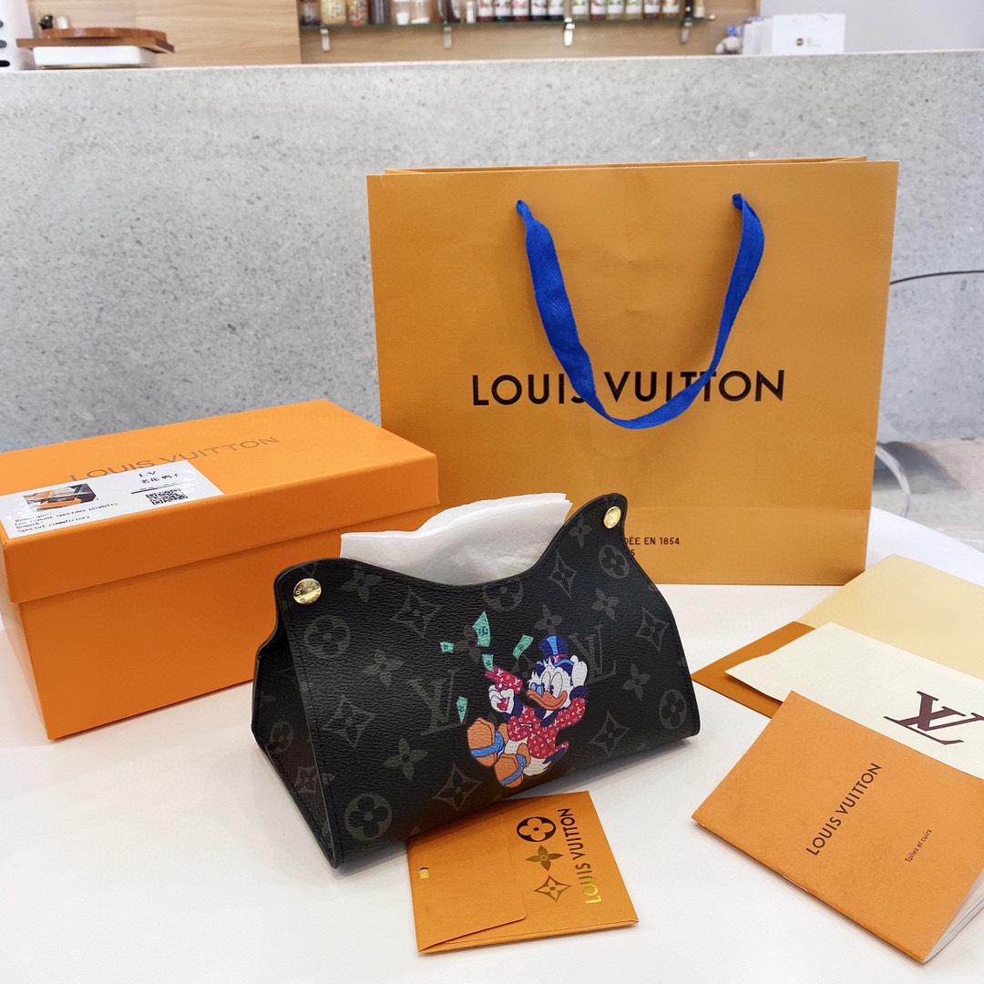 Faux leather tissue box texture