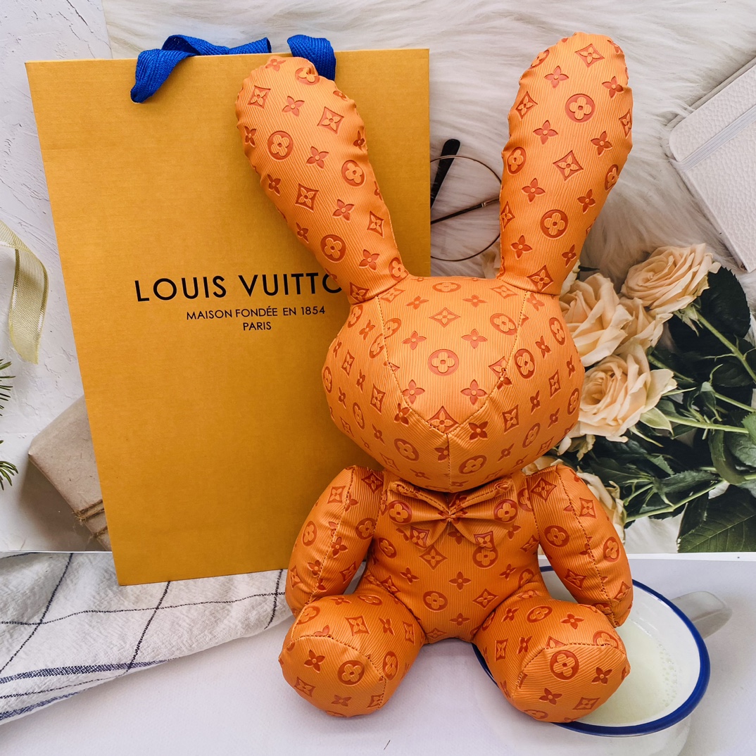 Bulldog doll handbag with colorful press flowers, front view