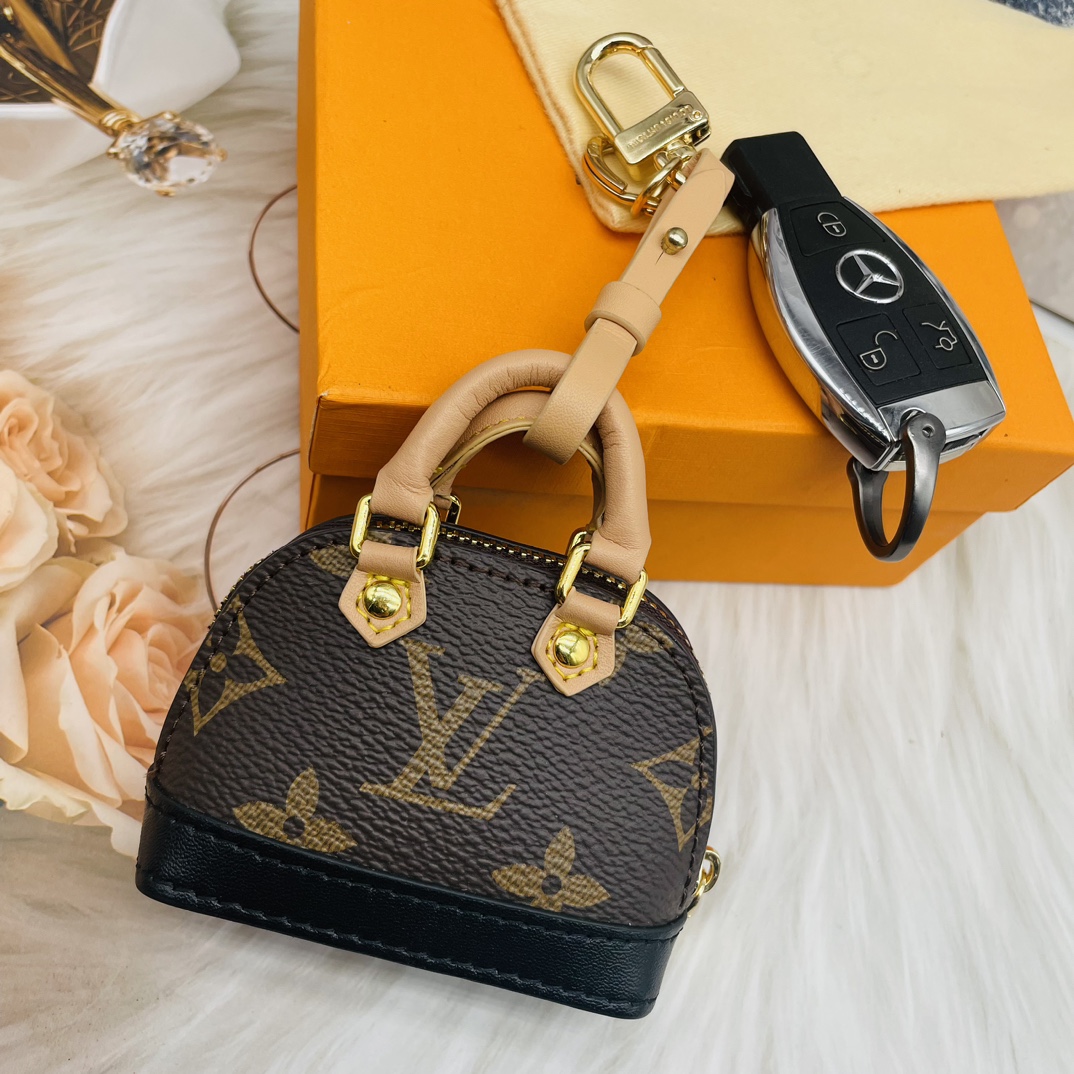 Mini Handbag - Chain Strap Detail 2 Close-up of chain strap on mini handbag 2