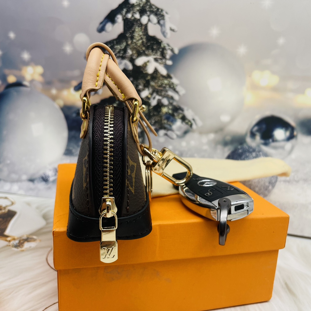 Mini Handbag - Detail of logo Detail of logo on mini handbag