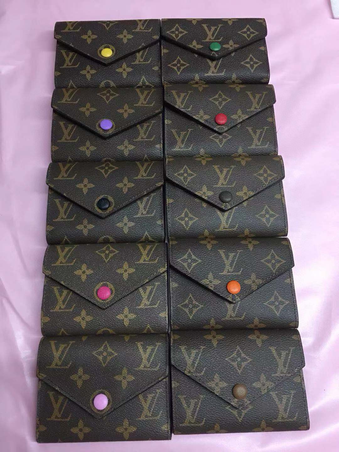 Leather bean wallet front view