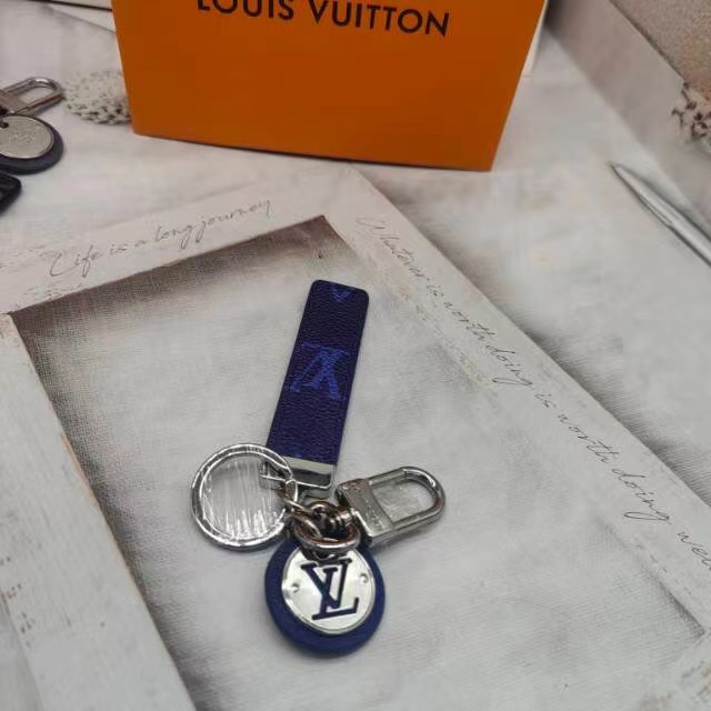 Engraved leather keychain engraving detail
