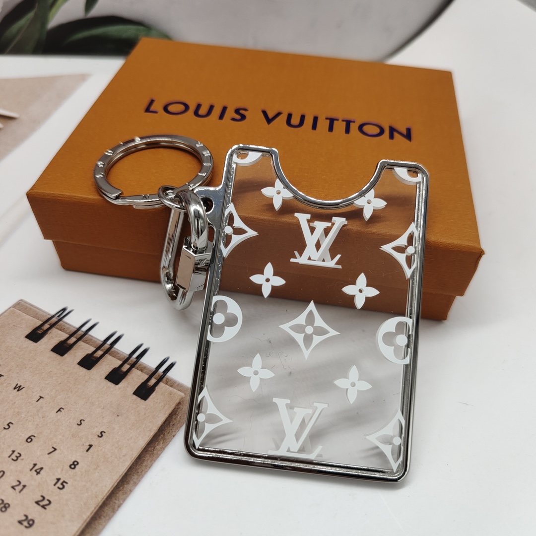 Leather card holder keychain side profile
