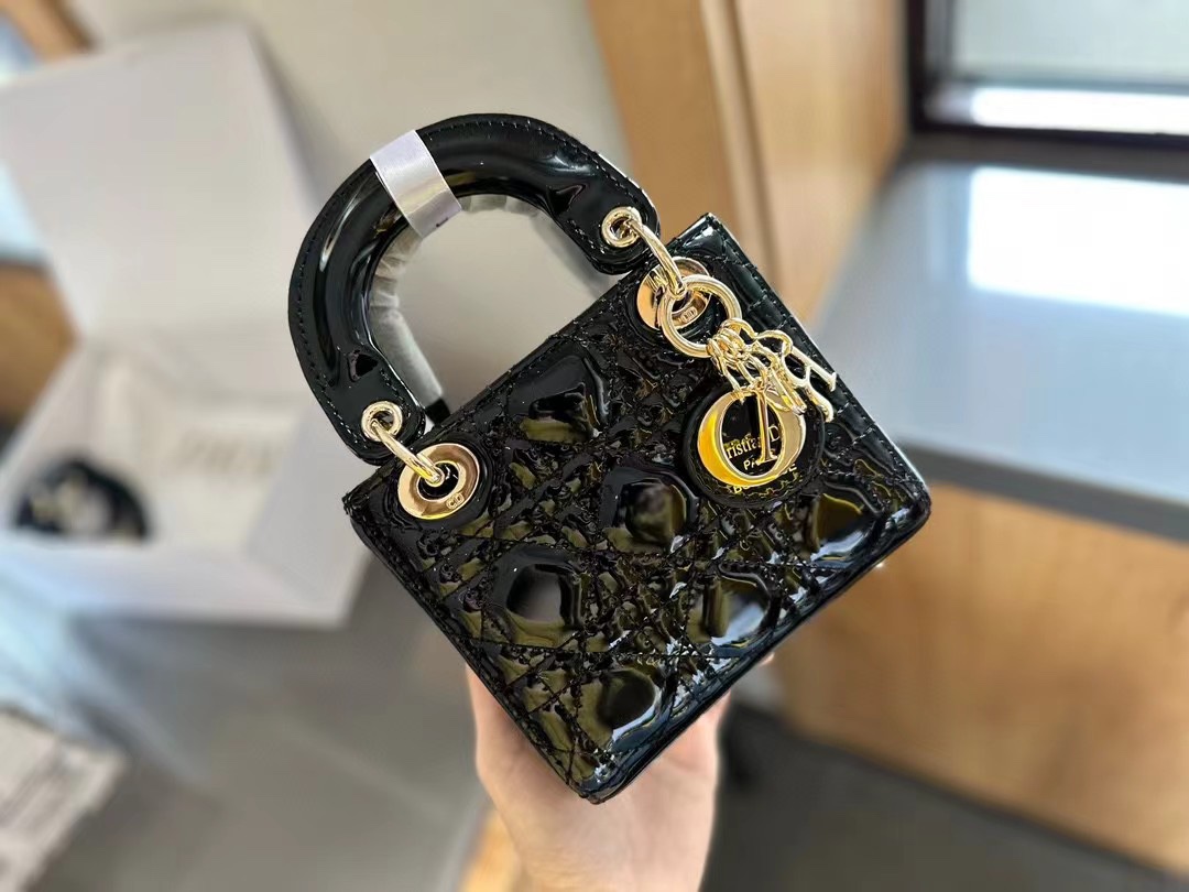Italian leather crossbody bag, front view