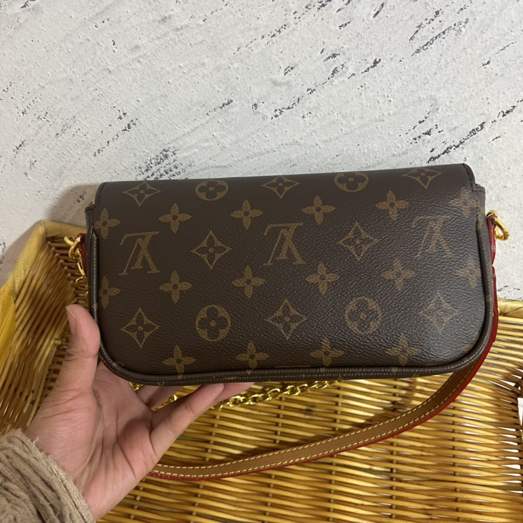 Luxury leather crossbody bag interior