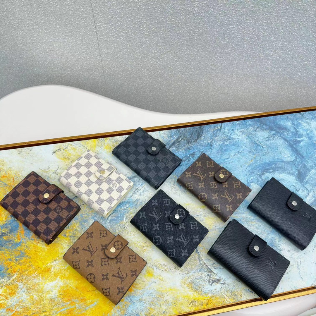 Mini notebook set in different colors