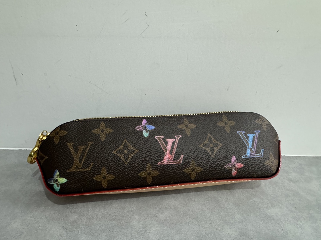 Leather pencil case front view