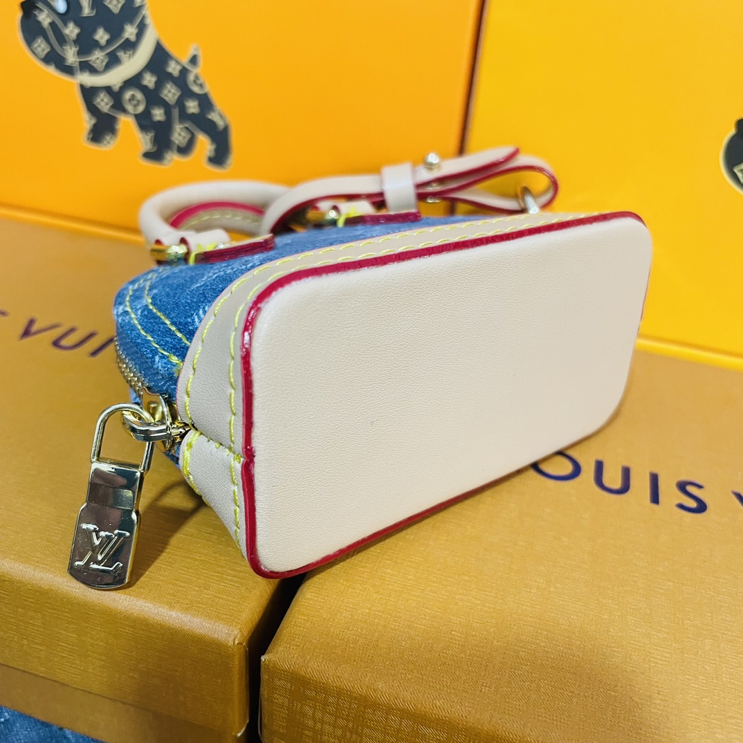 Mini Handbag - Front View 3 Mini handbag front view 3