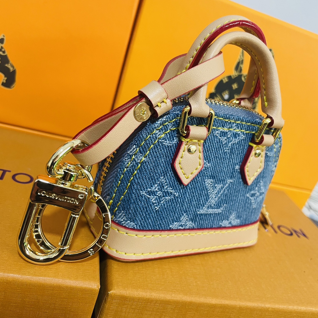 Mini Handbag Carrying the bag 10