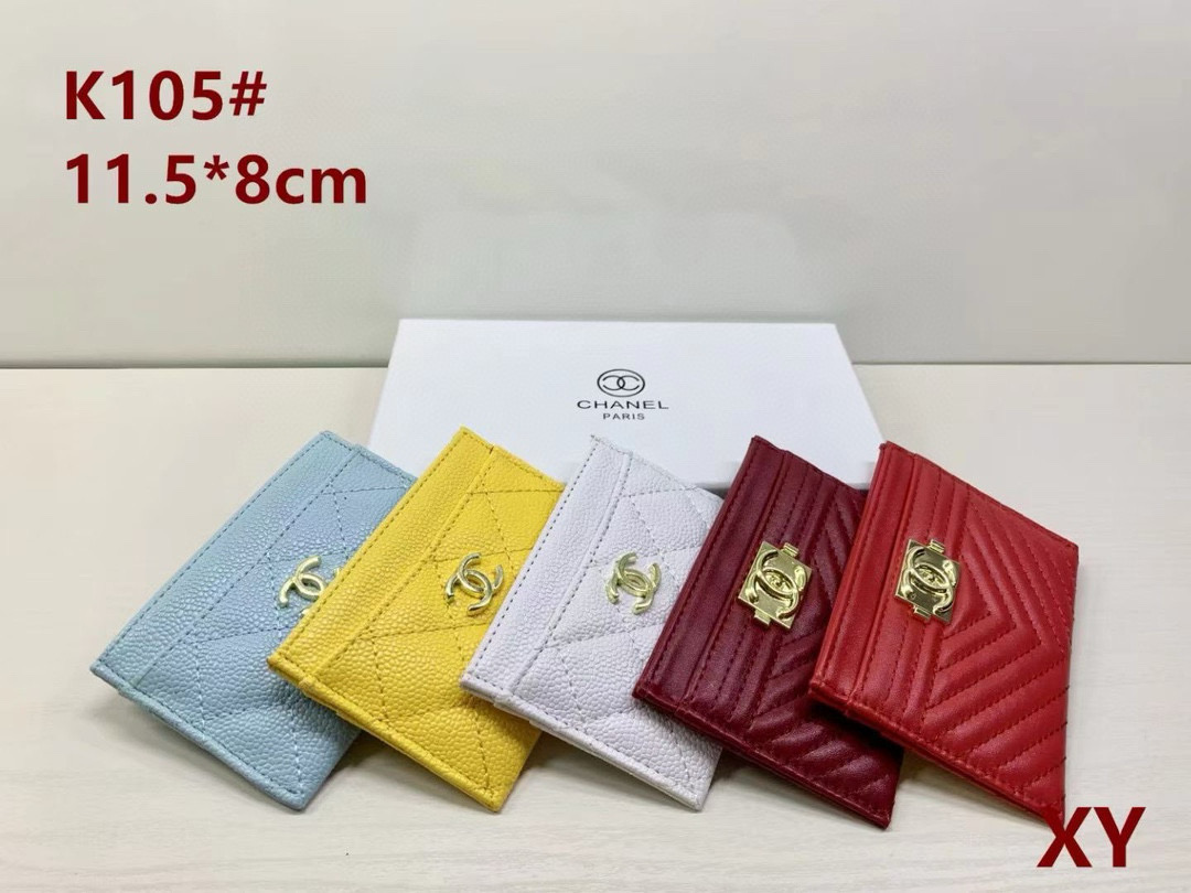 Front view of a genuine leather card holder