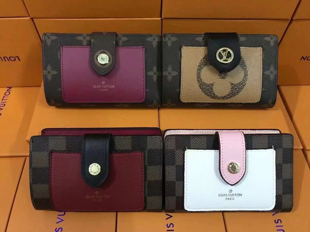 Leather card holder front view