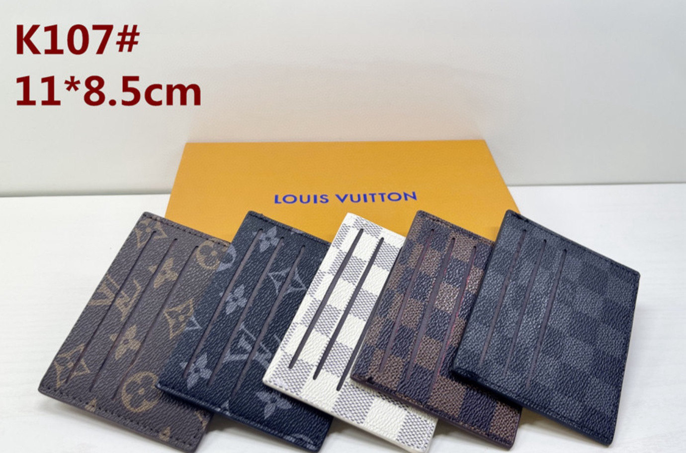Elegant Leather Card Holder - Style