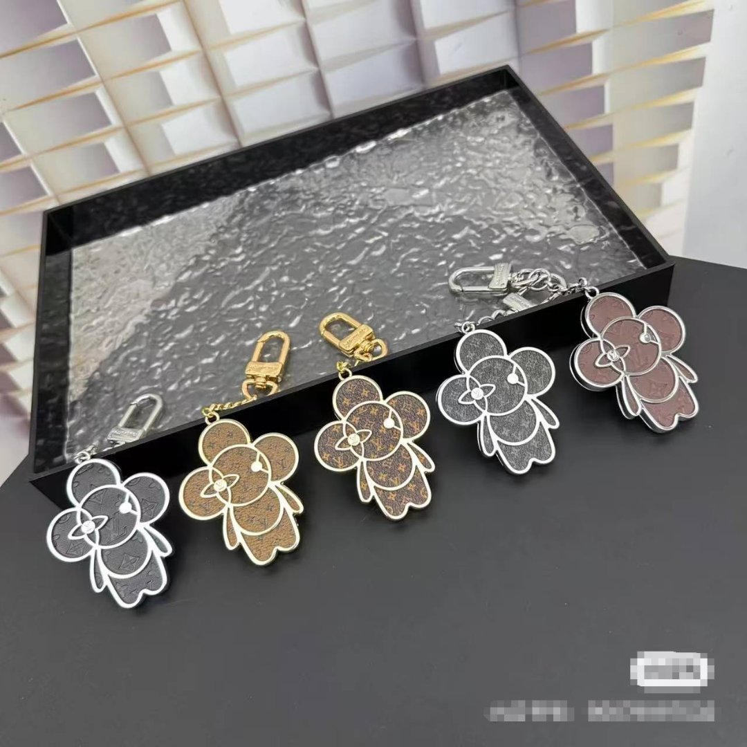 Gift-wrapped micro keychain