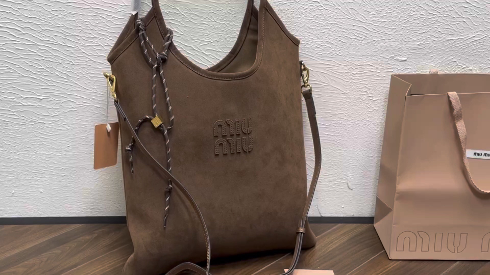 _die9sb_LGtBJiSbnqe91i1k5b7rxN6pdwme6rjQ