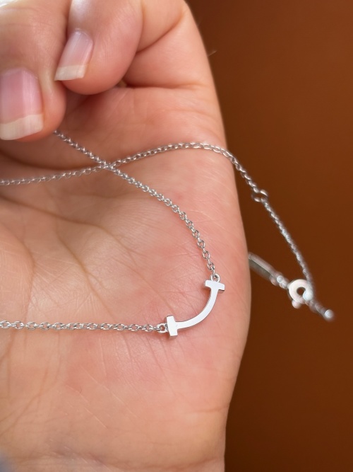 Elegant Smile Pendant Necklace, 925 Silver, Adjustable Chain (45cm) 1 Elegant Smile Pendant Necklace, 925 Silver, Adjustable Chain (45cm)