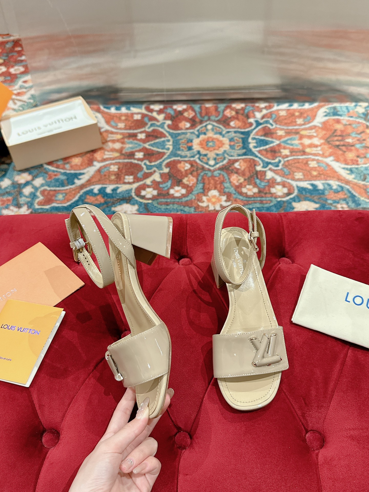 chaussures femme LV — photo 3