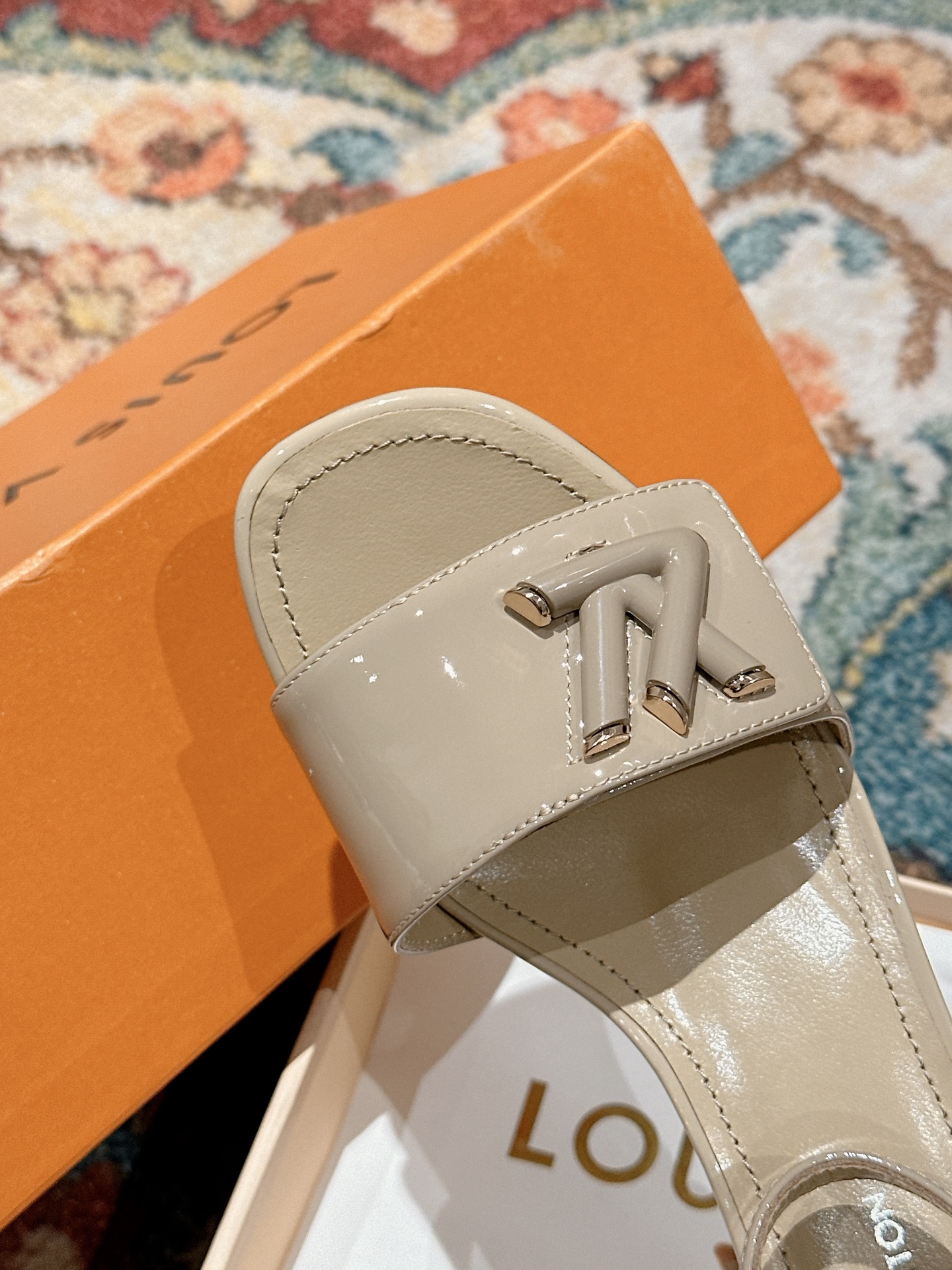 chaussures femme LV — photo 4