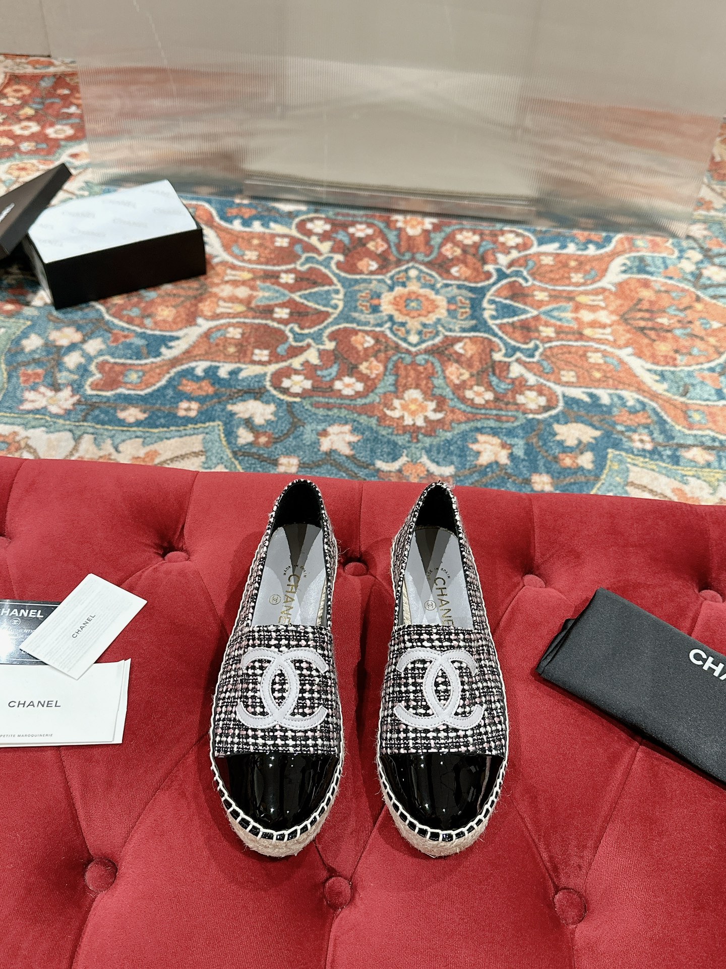 NO:255780,CHANEL 2025 Early Spring New Fisherman's Shoes Top Version The inner foot pads are all made of original imported sheepskin!  Code 35 - 40 (34.41.42 customized, non-returnable) standard code with full package, fisherman's shoes, chanel, espadrilles, sheepskin19860909CHANEL 2025早春新款渔夫鞋 顶级版本 内里垫脚均采用原版进口羊皮 ！码数35 - 40（34.41.42定制 不退换）标准码 配全套包装,渔夫鞋,chanel,espadrilles,sheepskin,Women's Shoes