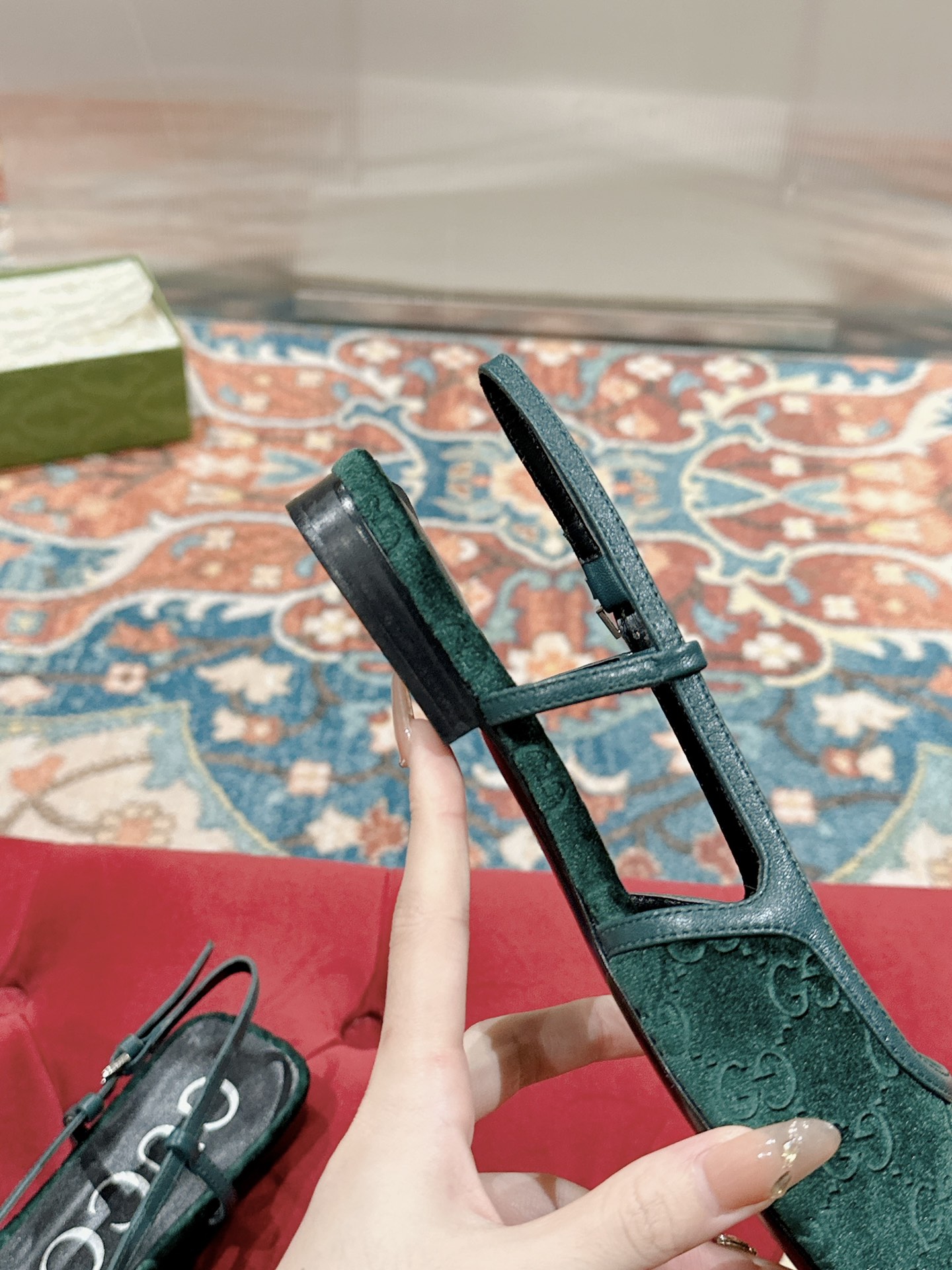 Gucci 2023 Winter New Metal Heel Pointed Women's Single Shoes 9 i1719041453 3126 5