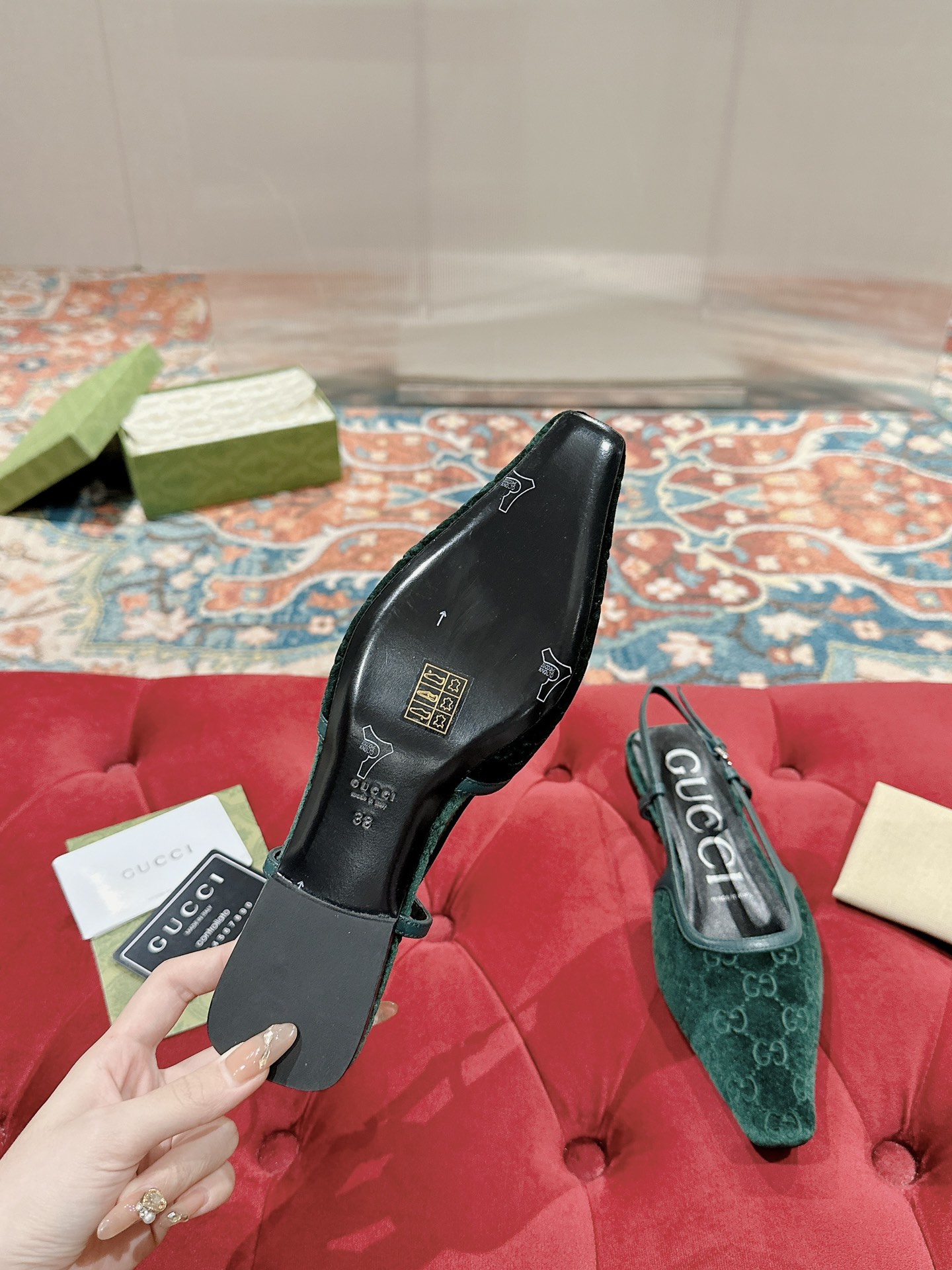 Gucci 2023 Winter New Metal Heel Pointed Women's Single Shoes 10 i1719041453 8758 4