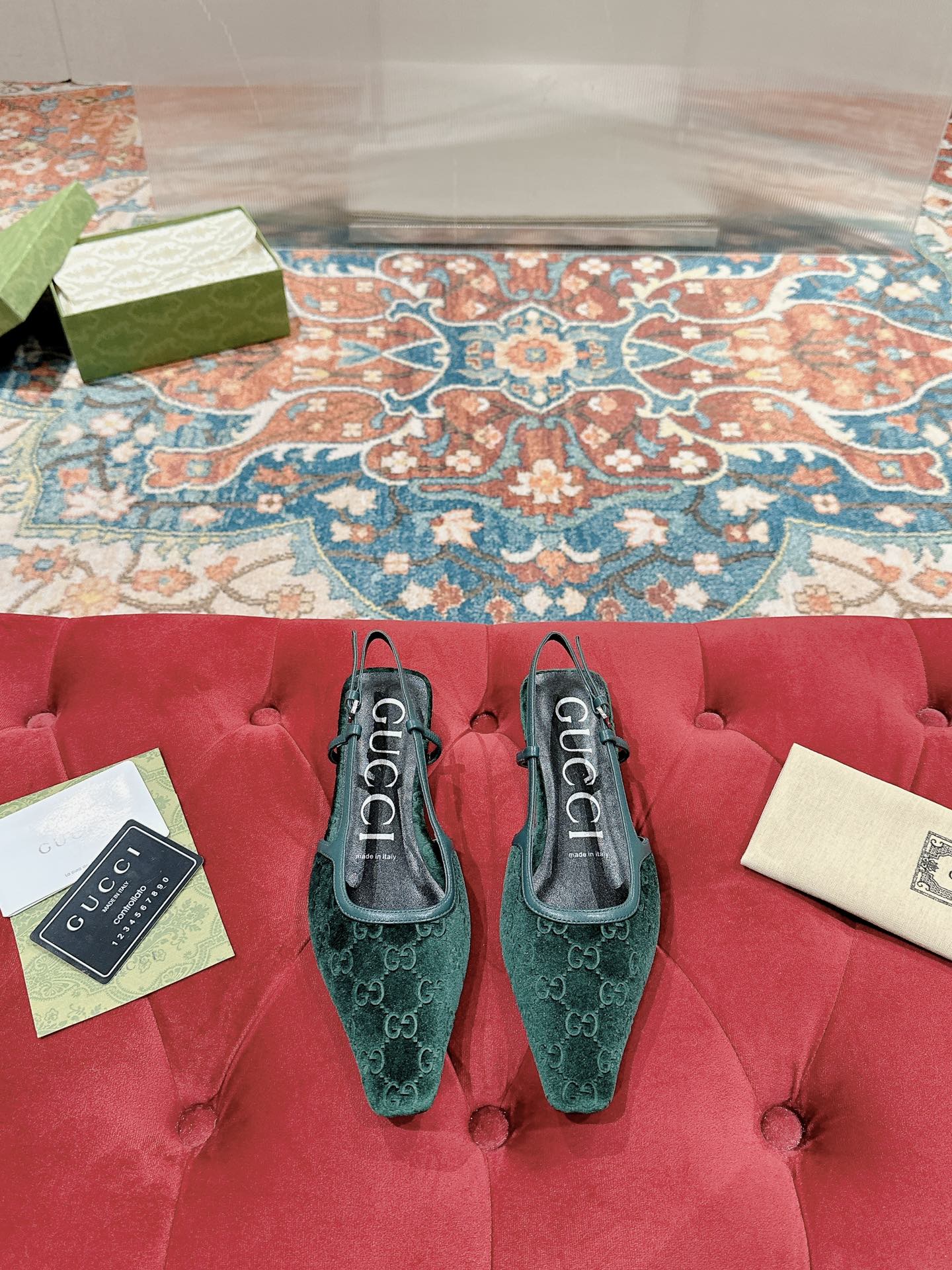 Gucci 2023 Winter New Metal Heel Pointed Women's Single Shoes 5 i1719041454 588 6