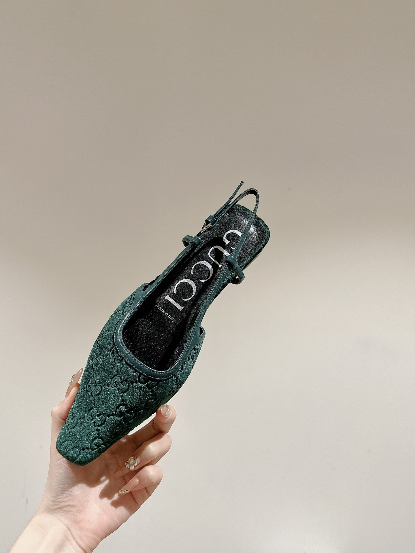 Gucci 2023 Winter New Metal Heel Pointed Women's Single Shoes 6 i1719041454 7619 8