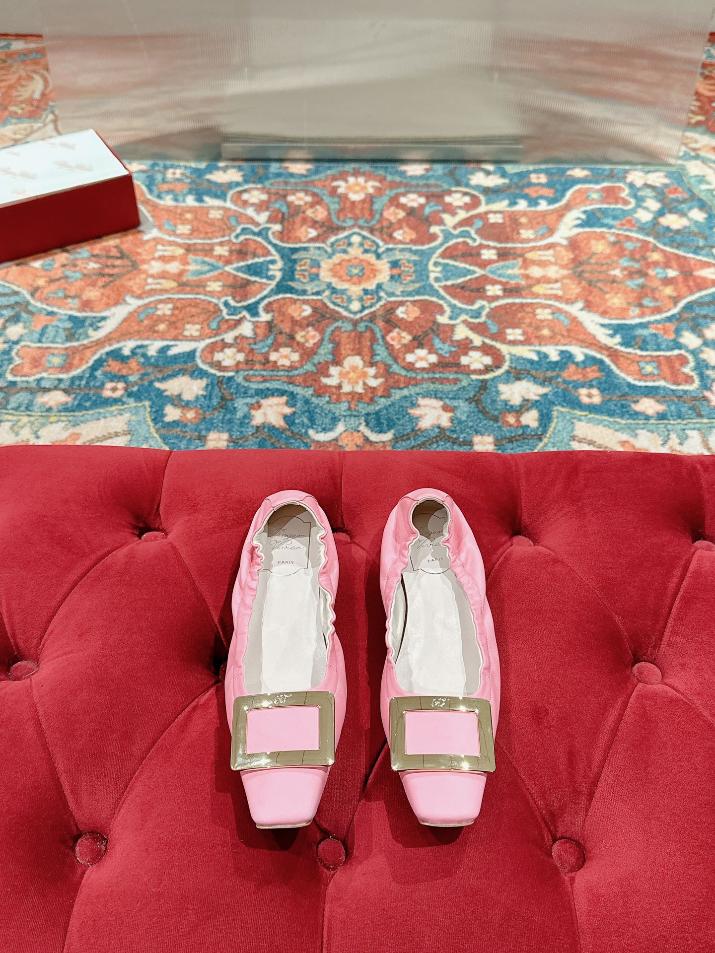 Roger Vivier RV Classic Ballet Shoes: Luxury Sheepskin, Italian Sole, Sizes 35-39 - 图片 2