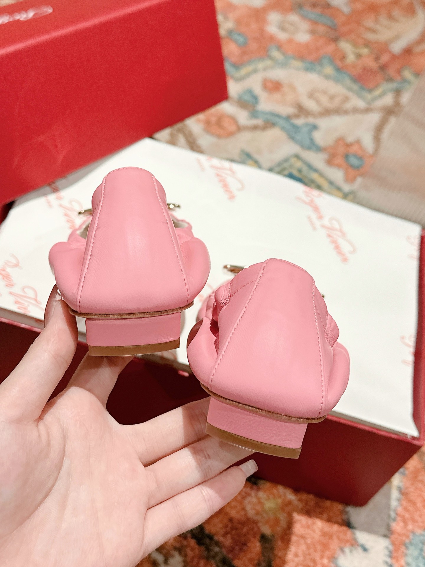 Roger Vivier RV Classic Ballet Shoes: Luxury Sheepskin, Italian Sole, Sizes 35-39 - 图片 6