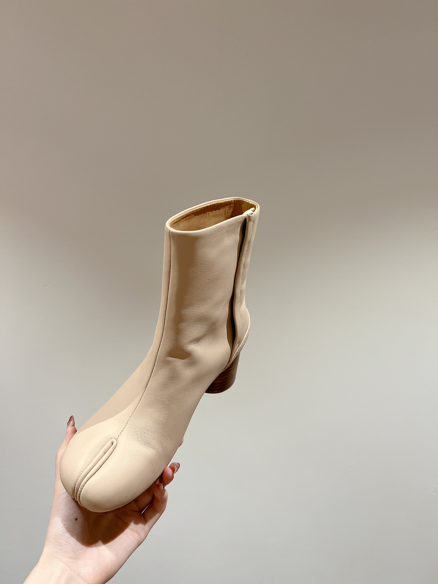 马吉拉 Maison Margiela 经典高奢皮鞋鞋履高跟鞋 #C0258B1B 5