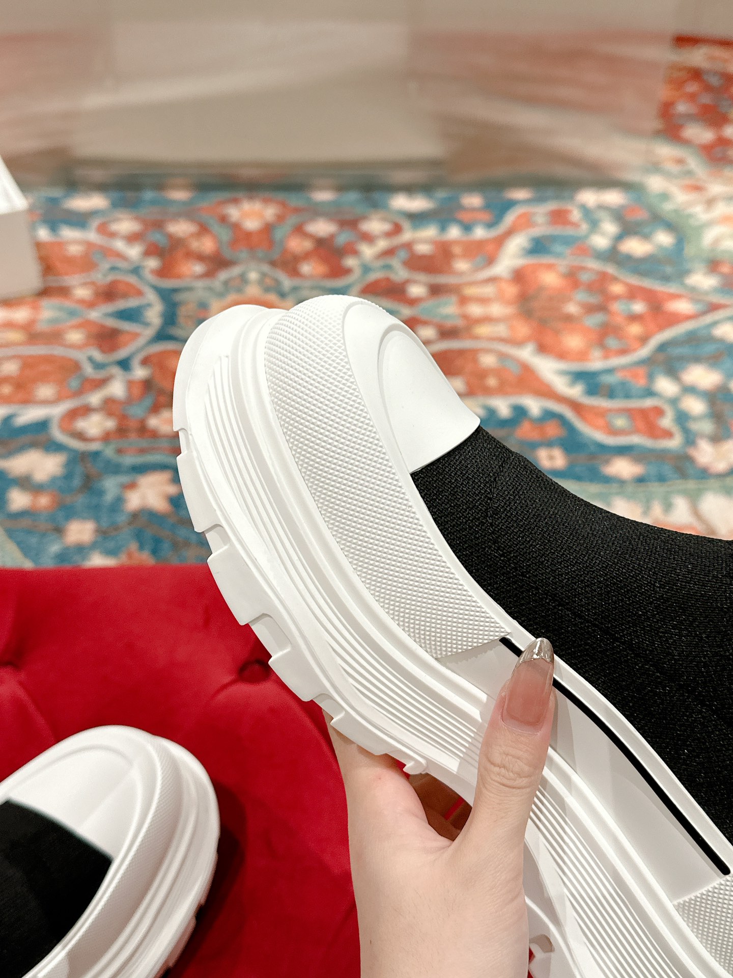 Alexander McQUEEN Queen 22s Graffiti Scrolling Sock Boots: New High-Top Design in Zirconium Fabric - 图片 7