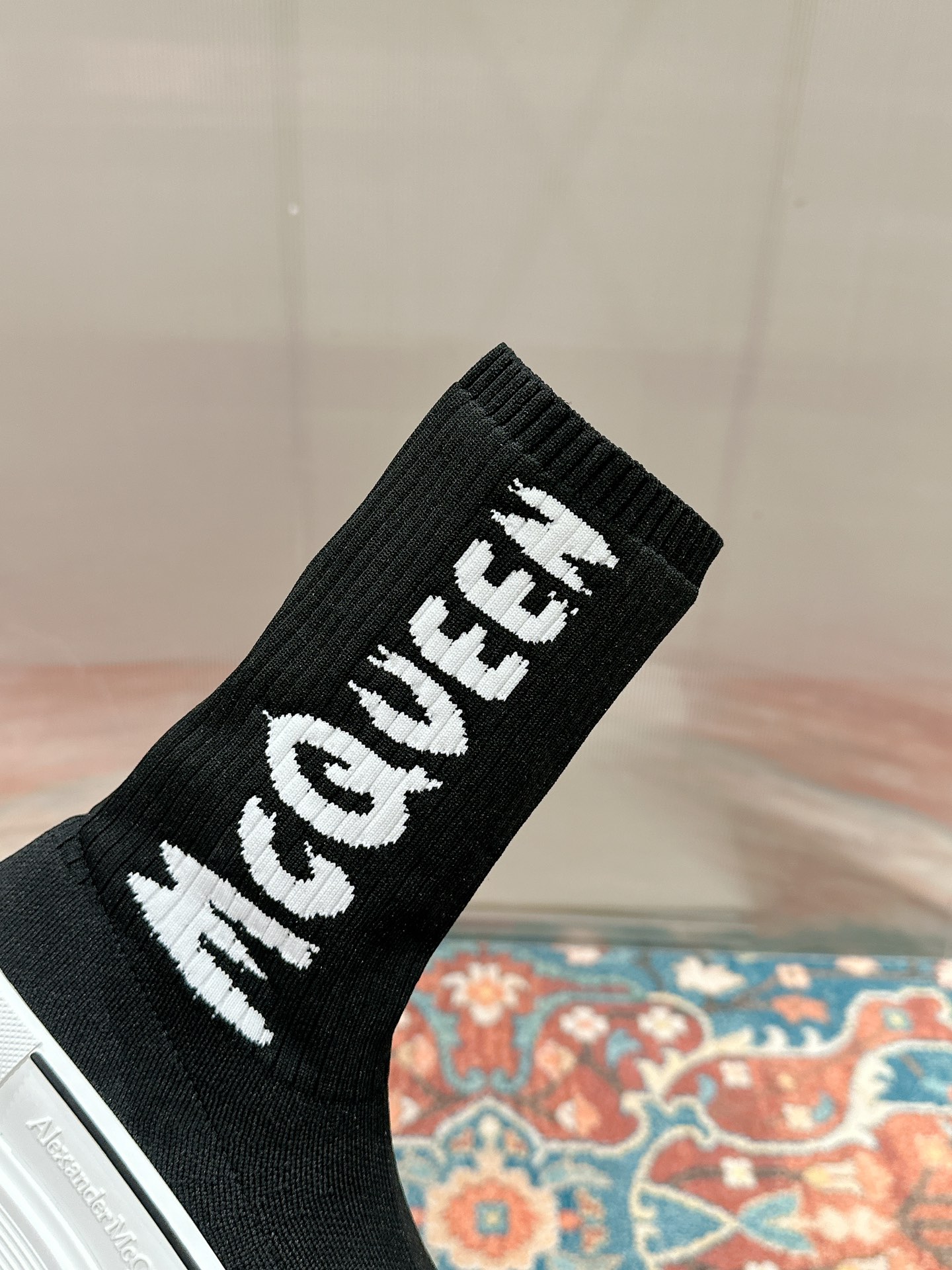 Alexander McQUEEN Queen 22s Graffiti Scrolling Sock Boots: New High-Top Design in Zirconium Fabric - 图片 4