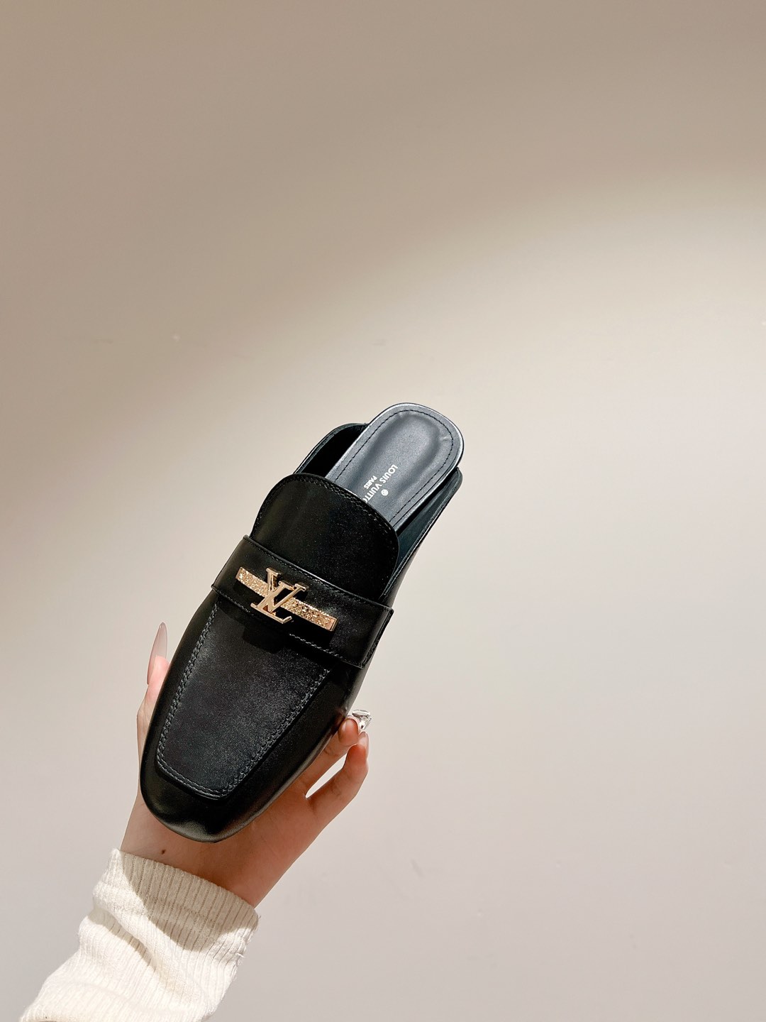 Louis Vuitton Women's Leather Mules: Elegant Black Loafers with LV Logo 9 i1735070669083 1103 0 7