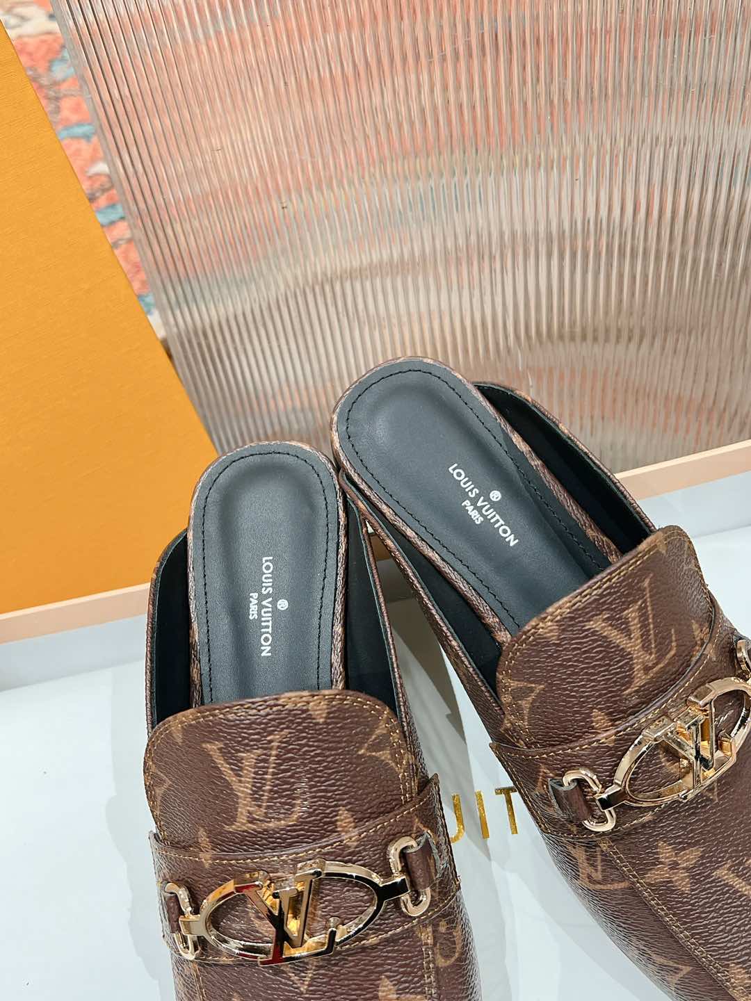Louis Vuitton Monogram Leather Mules Iconic Style and Supreme Comfort 5 i1735070996726 8519 0 7