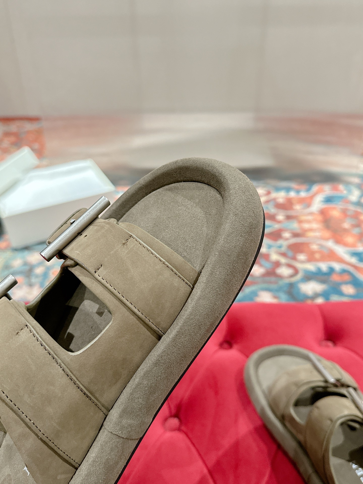 McQueen’s Arc-Handed Bullskin/Sweet Shoes: Quality Certified, Comfortable Design, Unisex Sizing - 图片 9