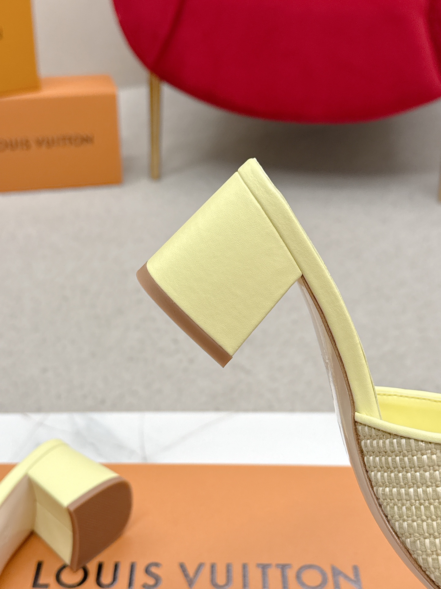 “Louis Vuitton 624 Heel Sandals: Top Version Review” - 图片 8