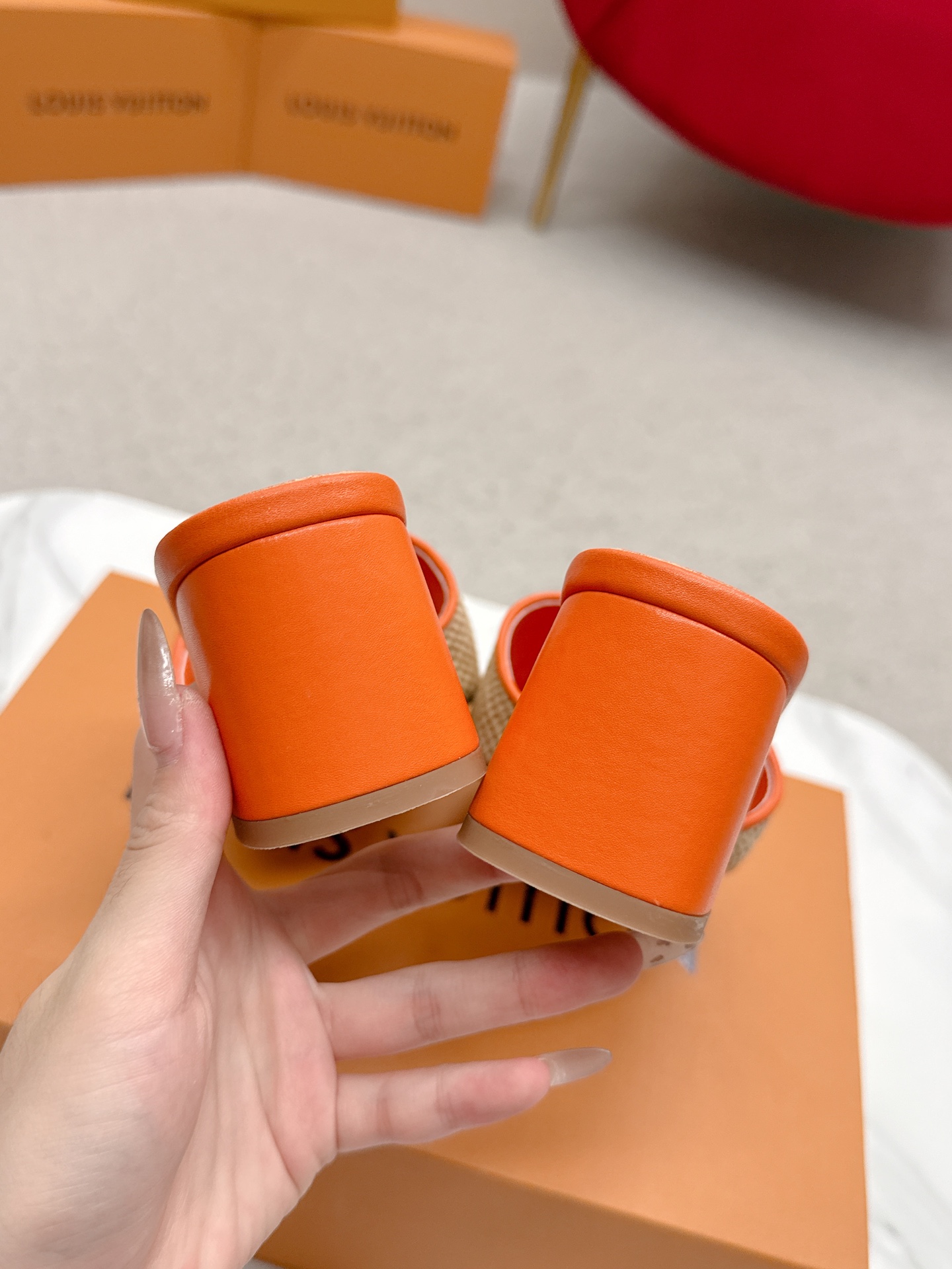 “Louis Vuitton 624Losis Heel Sandals Review: Top Version LV Shoes” - 图片 8