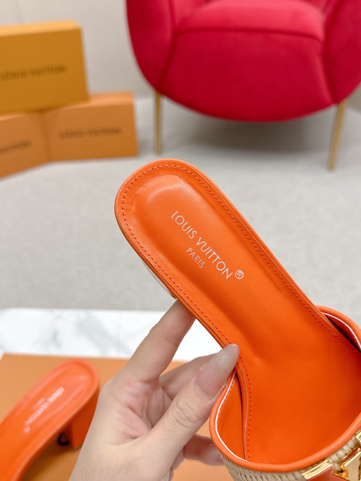 “Louis Vuitton 624Losis Heel Sandals Review: Top Version LV Shoes” - 图片 7