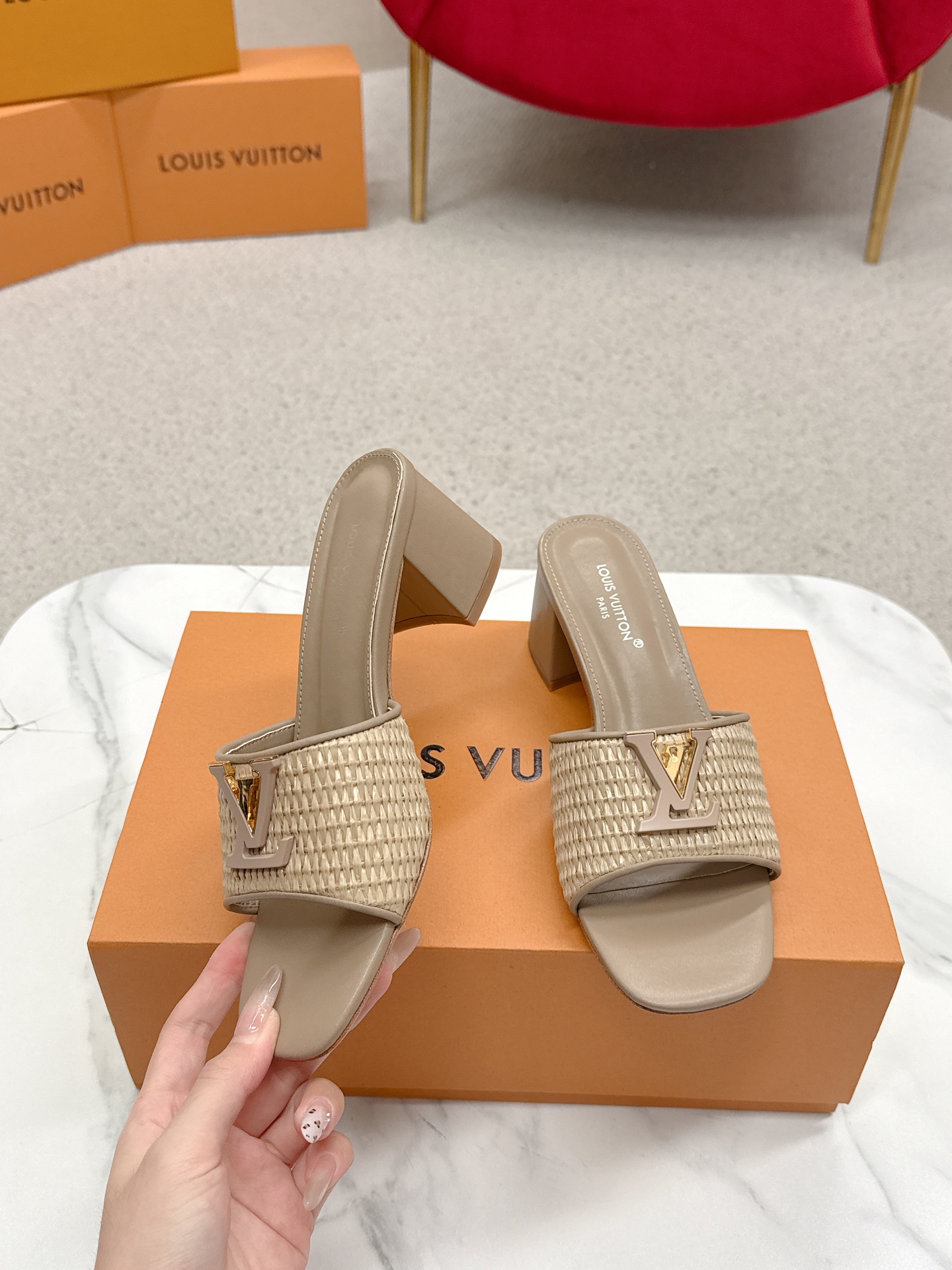 “Louis Vuitton 624 Heel Sandals: Top Version Review”